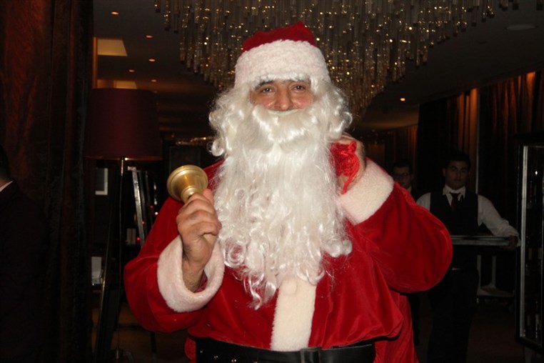 Christmas Night at Eau De Vie